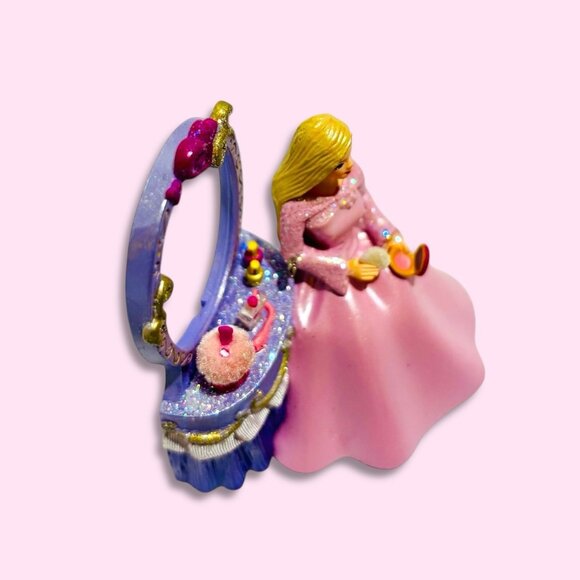 SOLD! - Picture 6 of 7